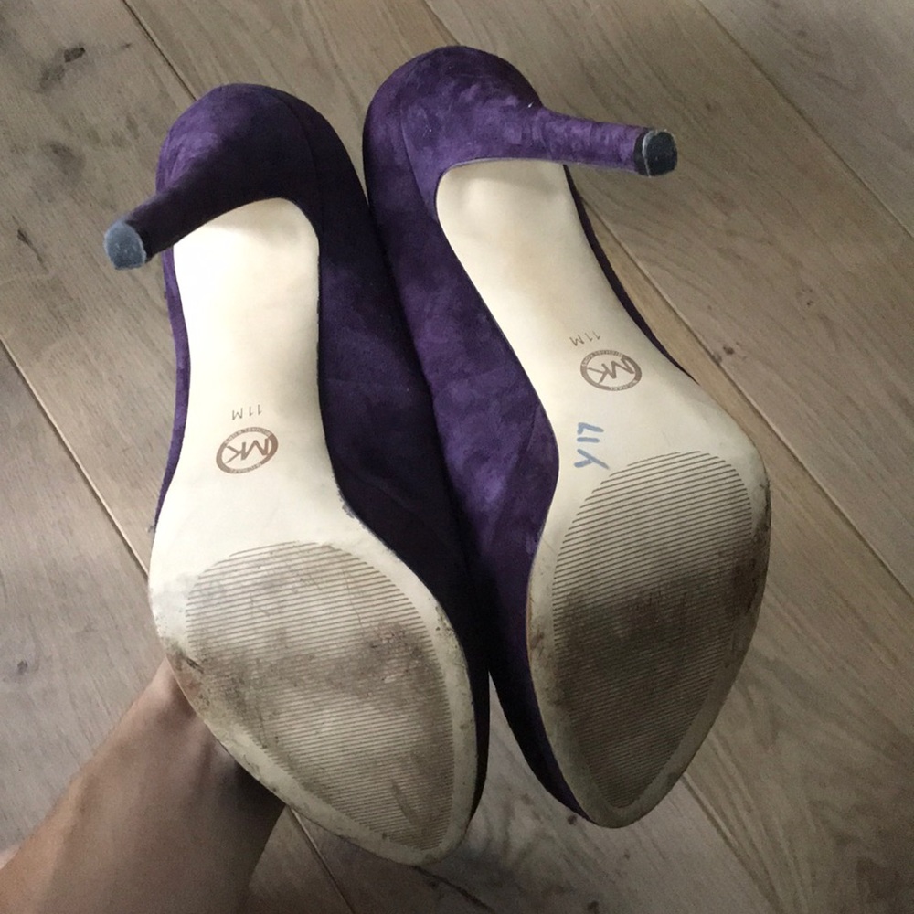 MICHAEL Michael Kors Purple Suede High Heel Pumps - Picture 5 of 8